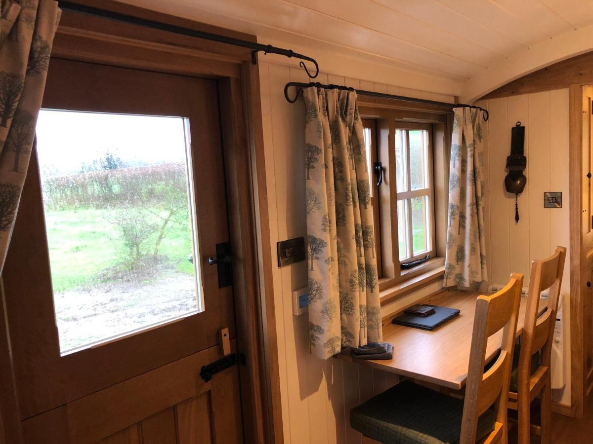 Woody'S Retreat Hotel Bolton by Bowland Eksteriør billede
